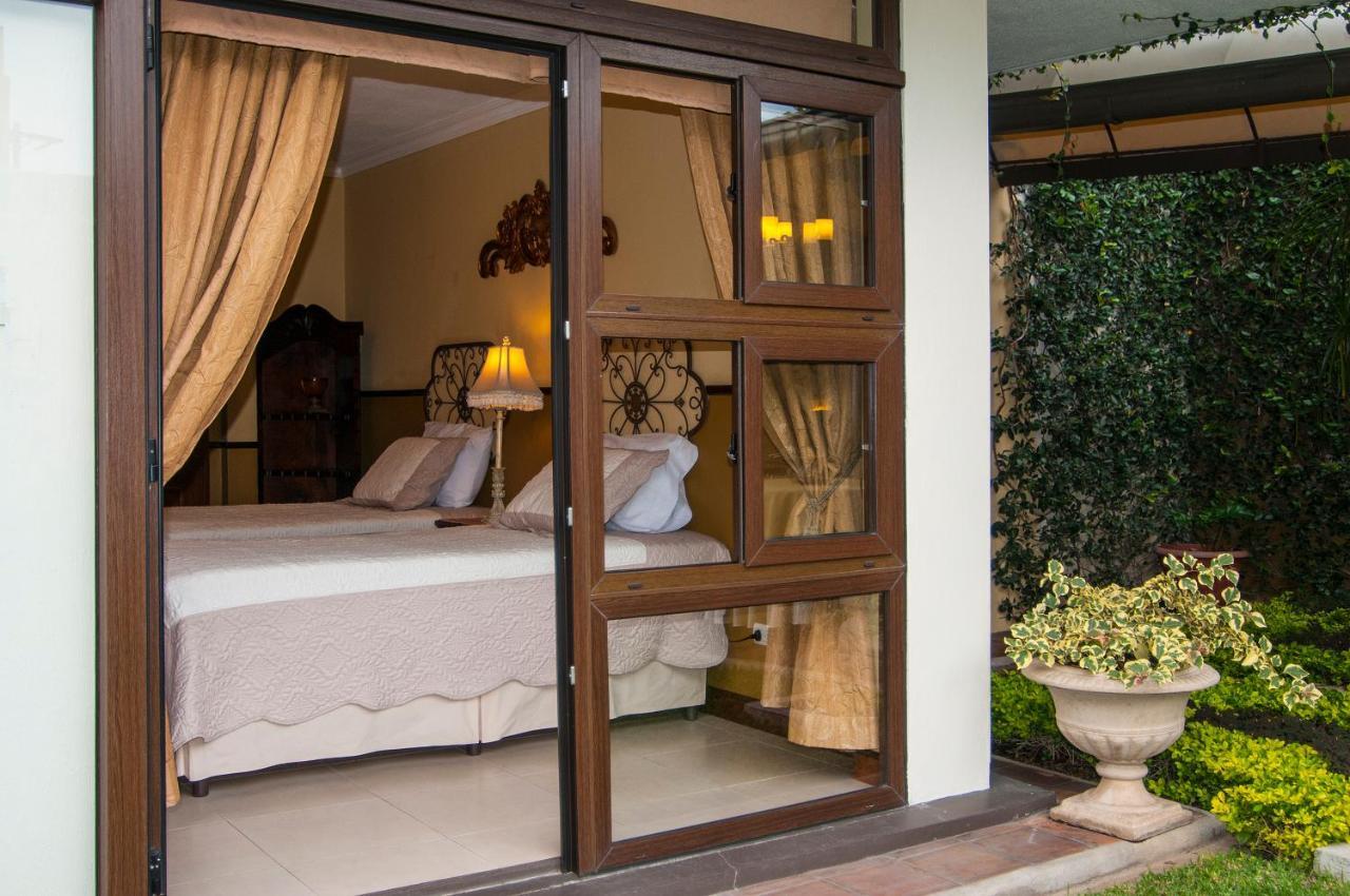 Hostal Villa Toscana Ville de Guatemala Extérieur photo